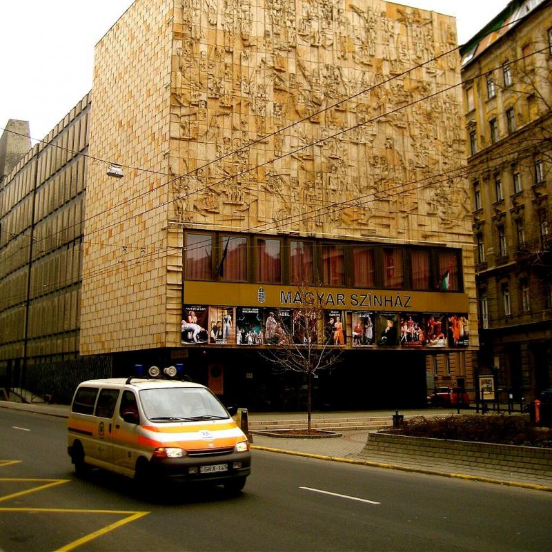 Pesti Hungarian Theater
